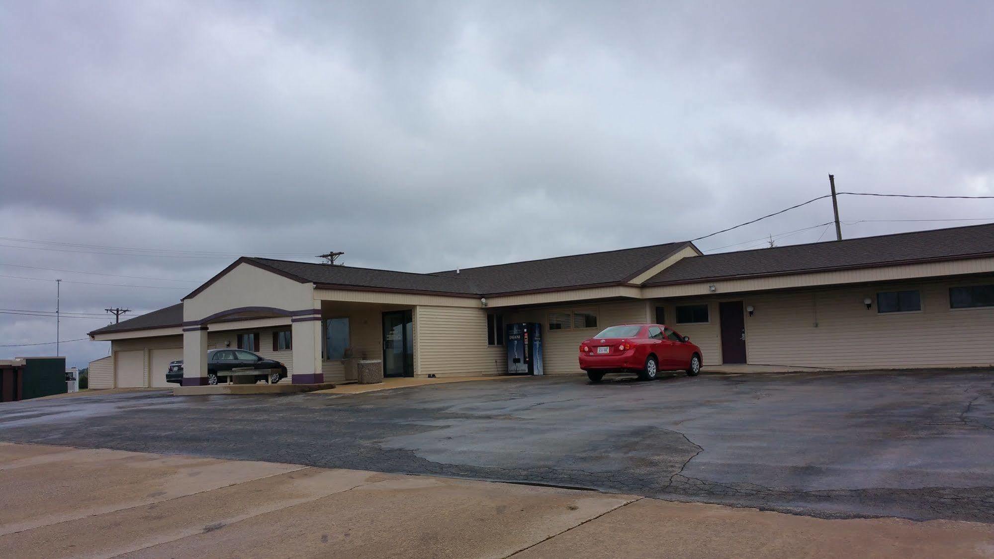Amerivu Inn Harvest Estates New Hampton Exterior foto